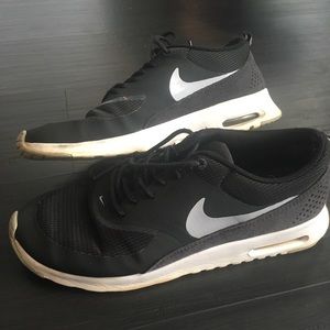 Nike Thea Shoes
